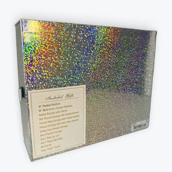 NWT Macy’s 12-Pc. Holographic Advent Calendar Twelve Days of Smiles Gift Set - Picture 11 of 14